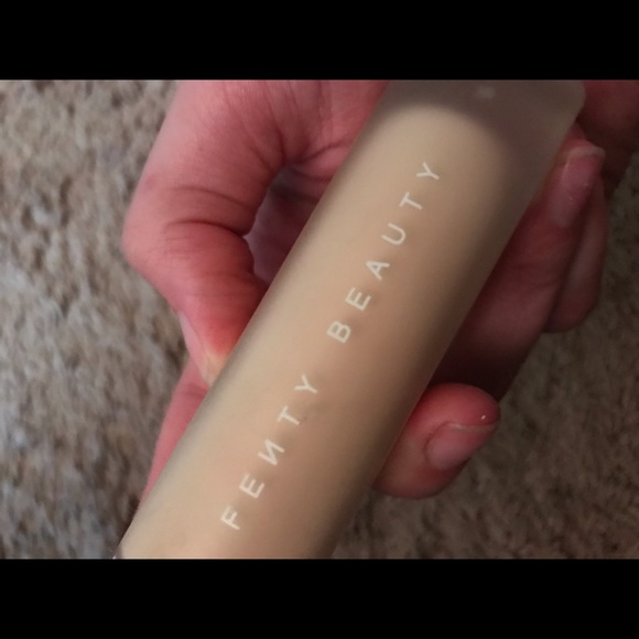 Fenty foundation in shade 120 - Picture 2 of 3